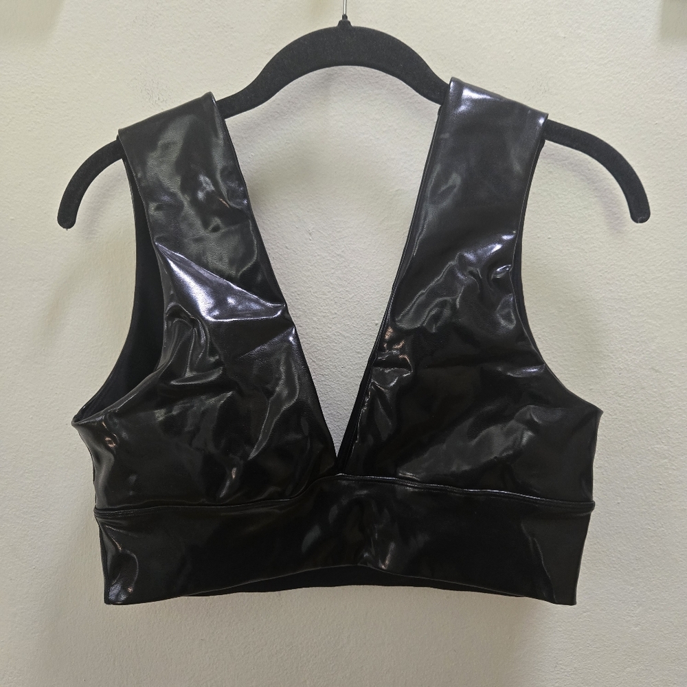 NWOT Carbon38 Patent Latex Style Workout Set - Picture 11 of 12